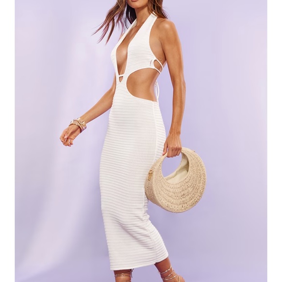 PrettyLittleThing White Cut-Out Maxi Dress - Picture 2 of 12